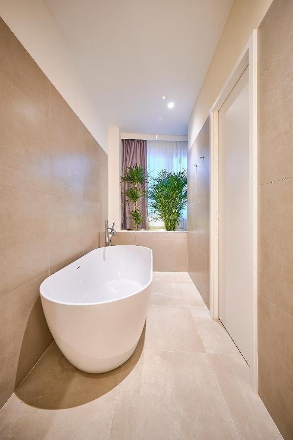Hotel Leonor Conil 2*